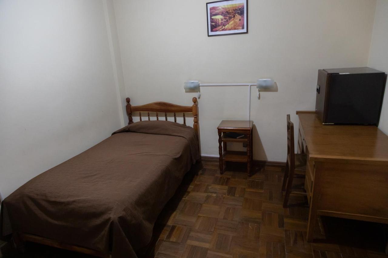 Julia Plaza Hotel Uyuni Ngoại thất bức ảnh